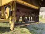 New Holland 8030 combine harvester with chopper 44