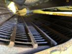 New Holland 8030 combine harvester with chopper 94