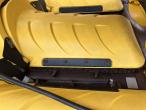 New Holland 846 8 row picking table 10