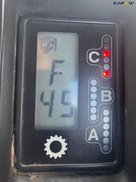 New Holland 8560 tractor with Hauer P-O-M S150 front loader 90