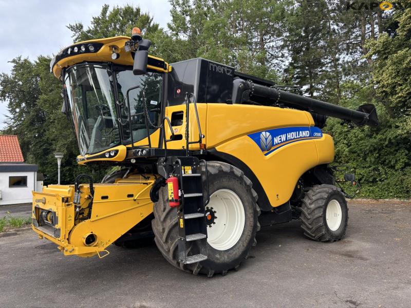 New Holland 9.80 combine harvester 35 feet 1