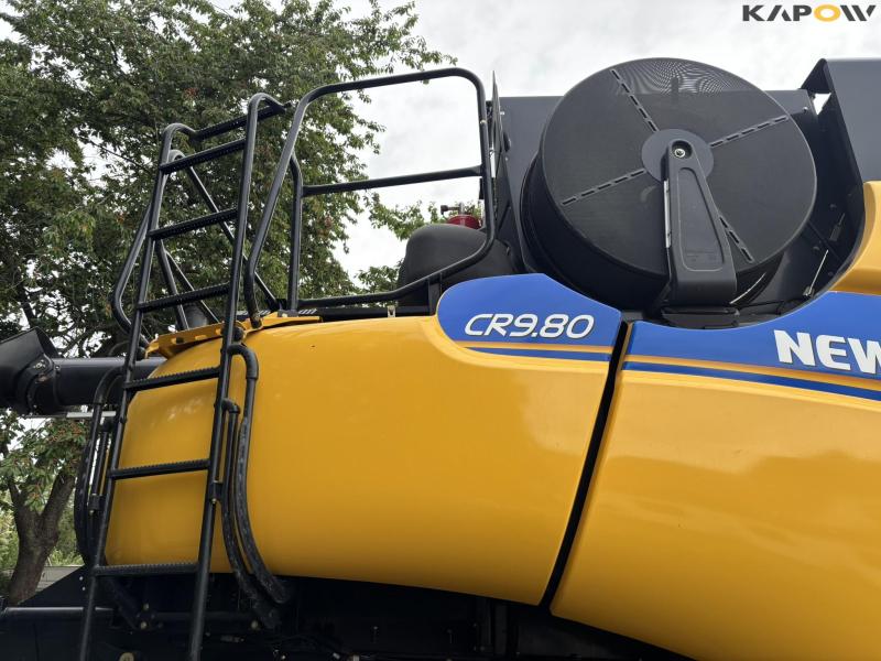 New Holland 9.80 combine harvester 35 feet 32