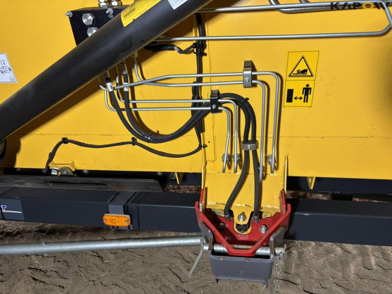 New Holland 9.80 combine harvester 35 feet 126