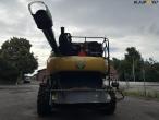 New Holland 9.80 combine harvester 35 feet 6