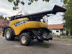 New Holland 9.80 combine harvester 35 feet 7