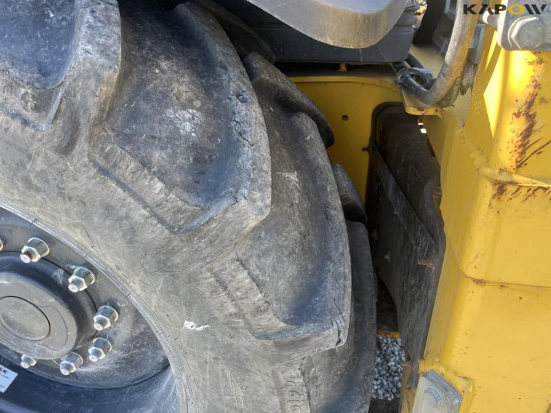 New Holland B110C TC backhoe loader 37