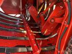 New Holland BB980 big baler 41