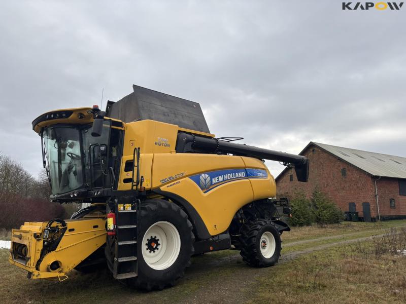 New Holland CR 8.90 Relevation 4 WD 30ft 70