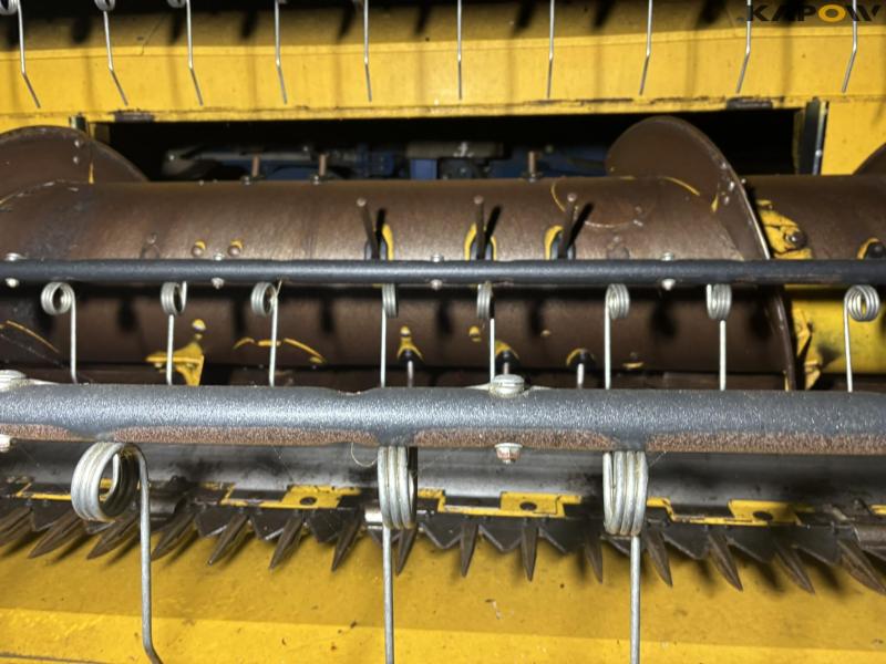 New Holland CR 8.90 Relevation 4 WD 30ft 114