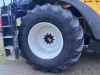 New Holland CR 8.90 Relevation 4 WD 30ft 67
