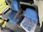 New Holland CR 9080 combine harvester 30 feet 79