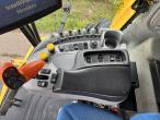 New Holland CR 9080 combine harvester 30 feet 81