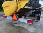 New Holland CR 9080 combine harvester 30 feet 144