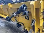 New Holland CR 9080 combine harvester 30 feet 159