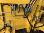 New Holland CR9090 combine with 41-foot varifeed header 36