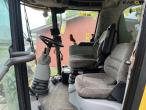 New Holland CX840 combine with 24 foot header 52