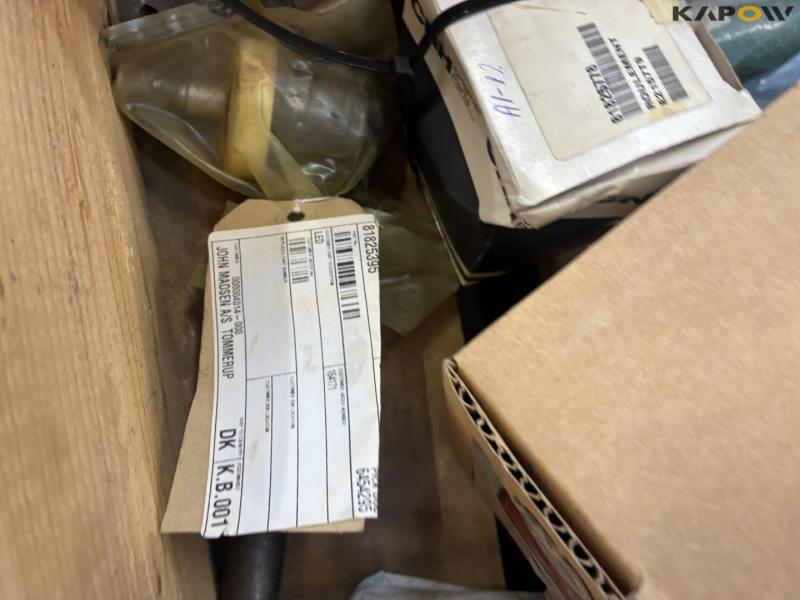 New Holland parts 186