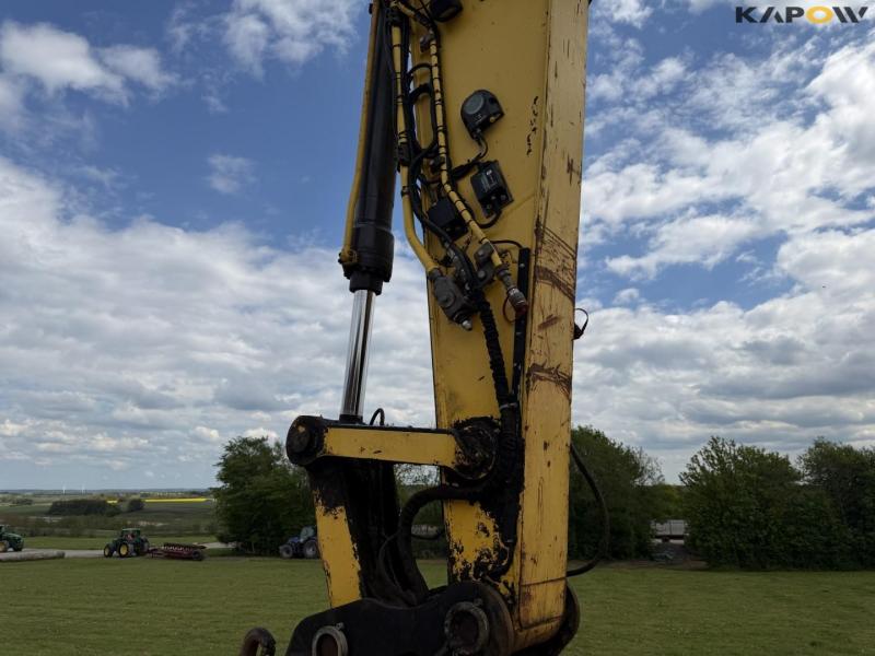 New Holland E215C excavator 10