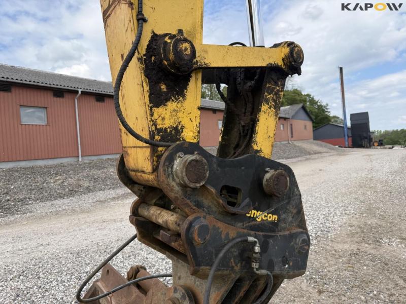 New Holland E215C excavator 11