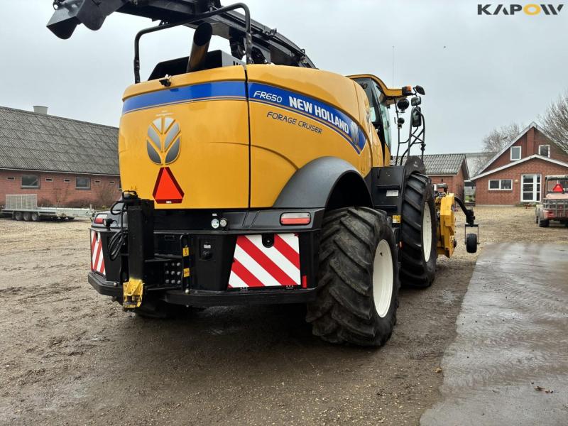 New Holland FR 650 forage harvester 7