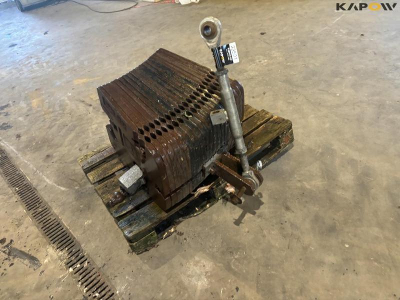 New Holland front block 900kg 3