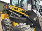 New Holland L318 skid steer loader 16