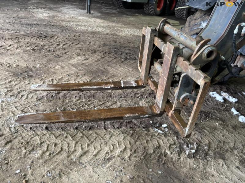 New Holland LM5060 delta telescopic loader 9