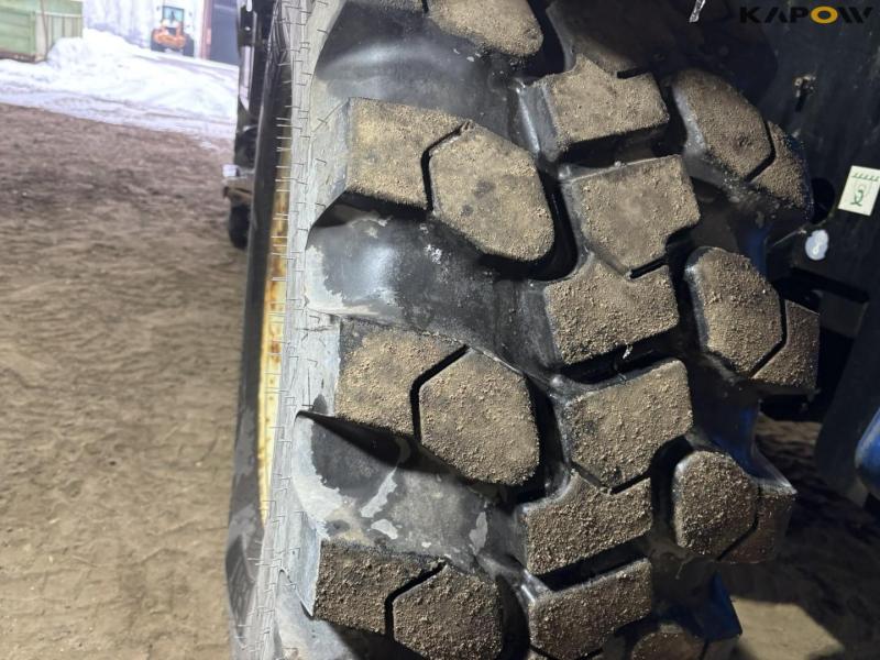 New Holland LM5060 delta telescopic loader 38