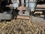 New Holland M160 tractor 15