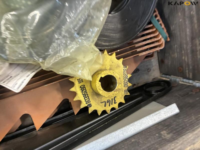 New Holland combine harvester parts 119
