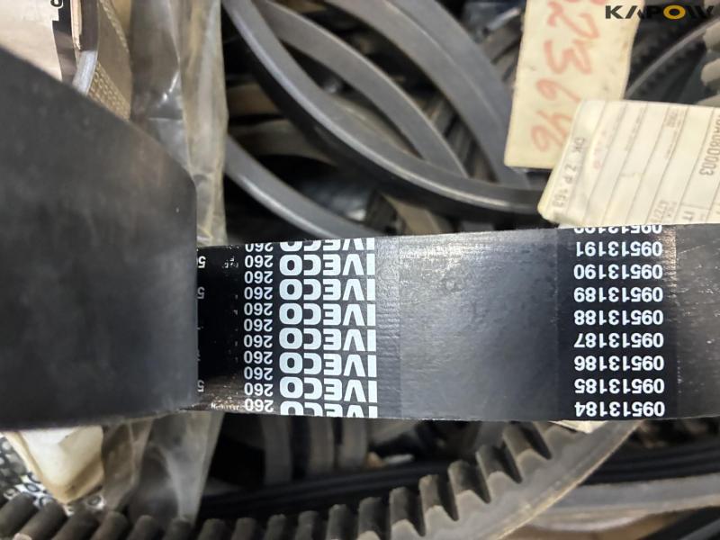 New Holland belts 39
