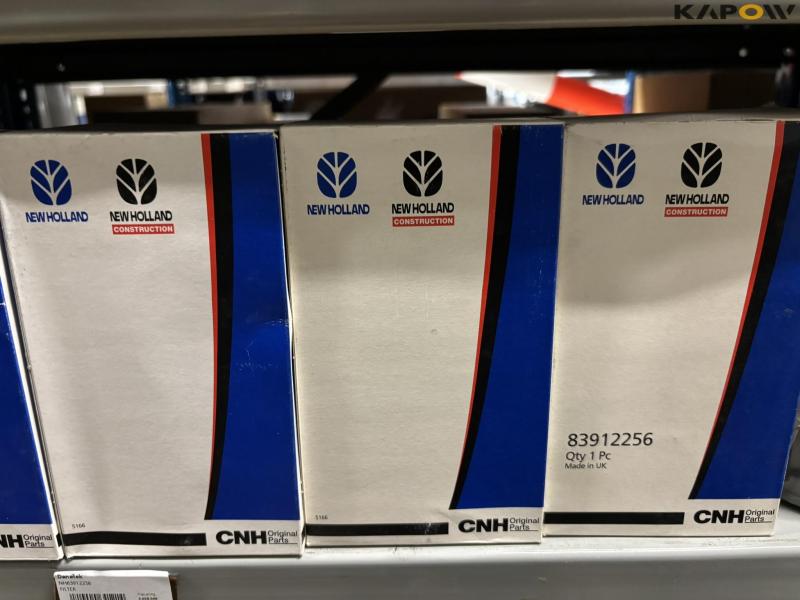 New Holland spare parts/filters - new 30
