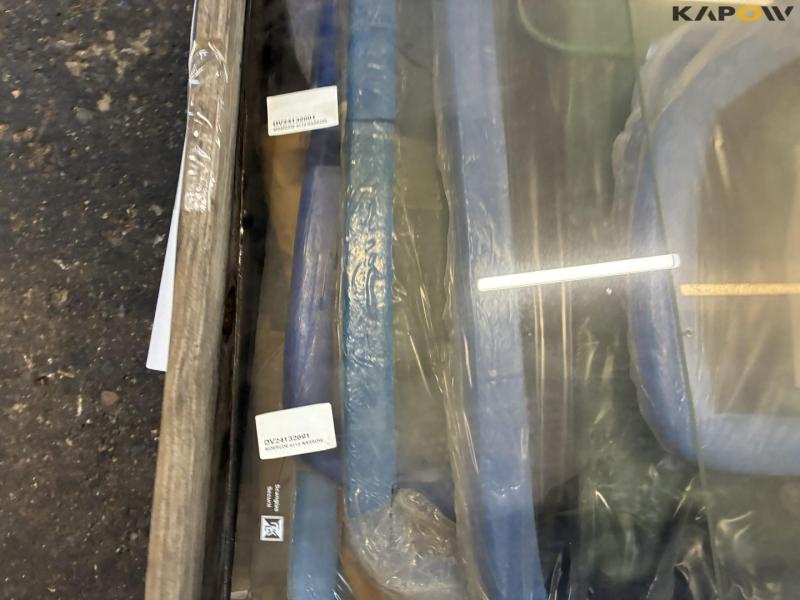 New Holland window glass 43