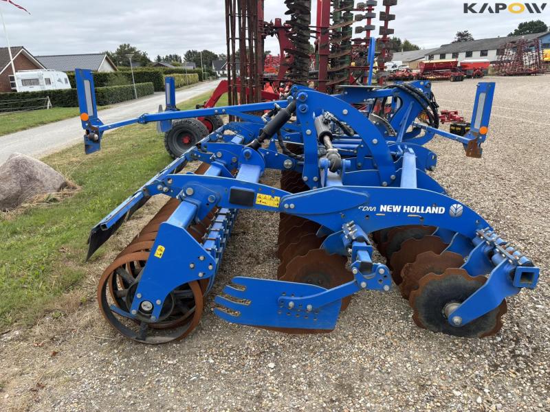 New Holland SDM 500H disc harrow - demo 4