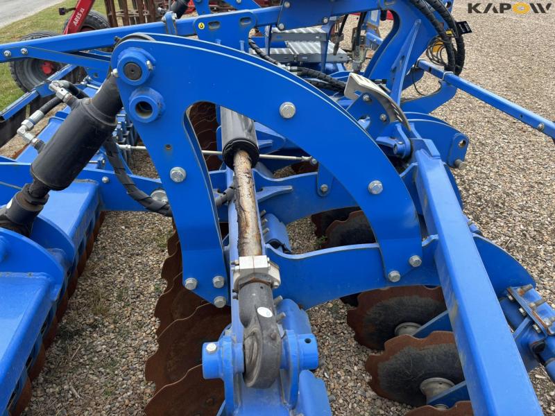 New Holland SDM 500H disc harrow - demo 33