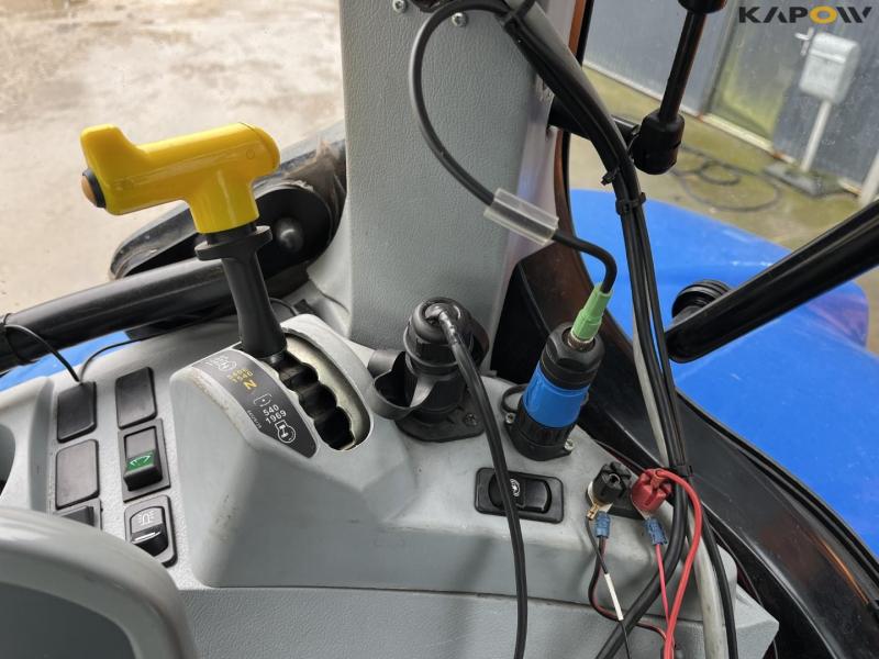 New Holland T6.150 tractor with Mulac arm mower 40