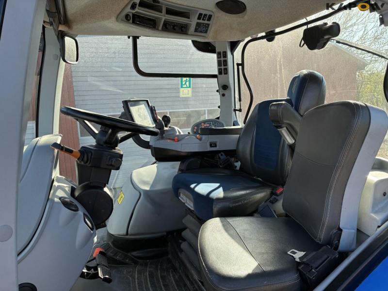 New Holland T7.315 autocommand tractor 35