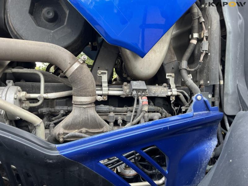 New Holland T7.315 tractor 33