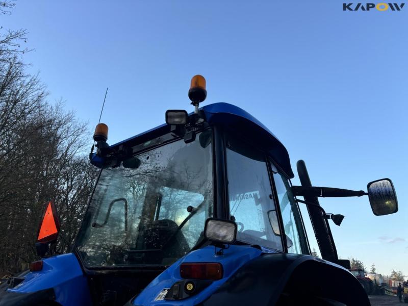New Holland TM190 tractor 21