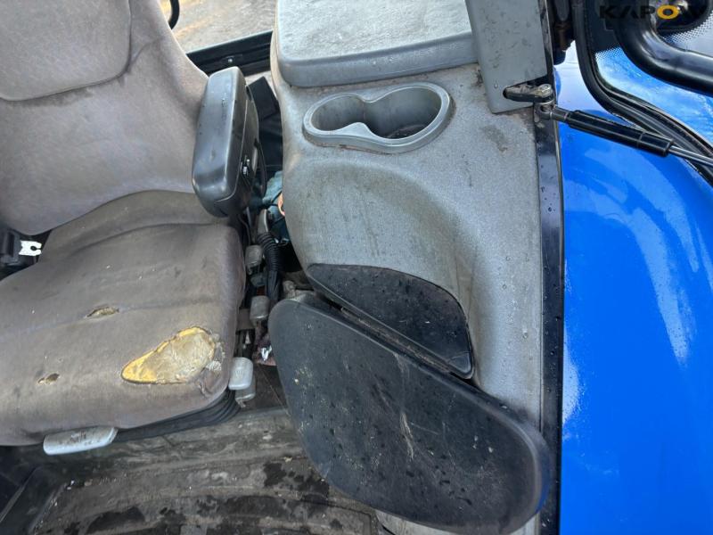 New Holland TM190 tractor 46