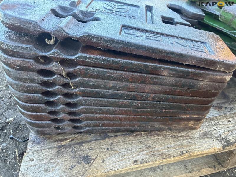 New Holland weight blocks 9