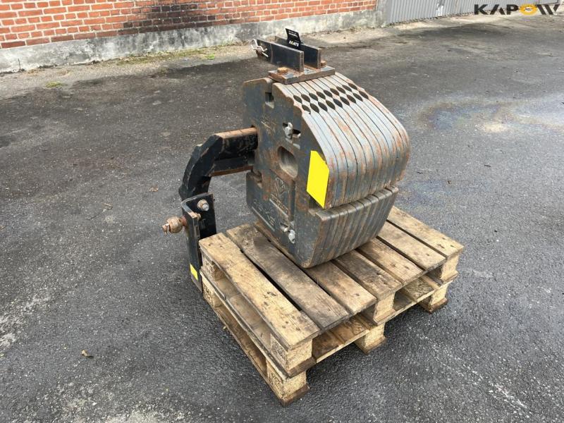 New Holland weight blocks 3