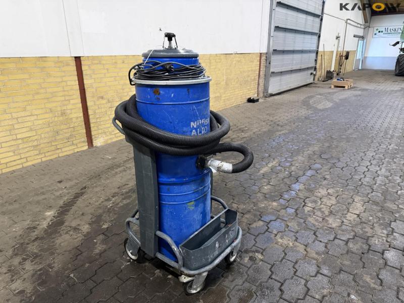 Nilfisk Attix 125 vacuum cleaner 3