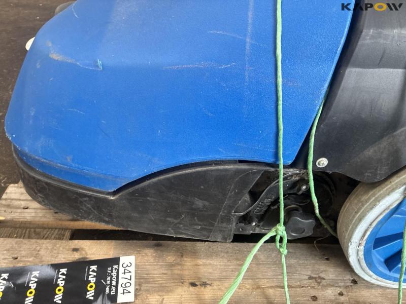 Nilfisk Floortec 350 sweeper 12