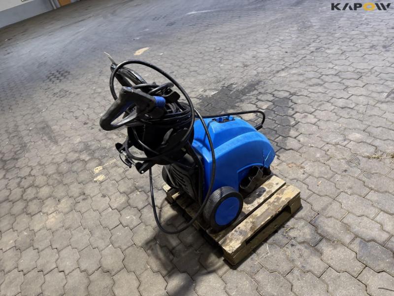 Nilfisk high pressure cleaner 5
