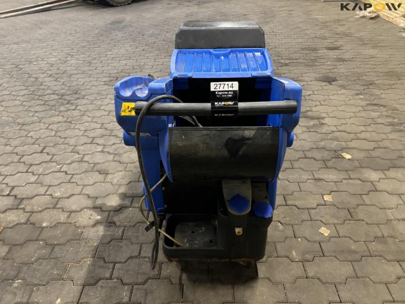 Nilfisk MH 8P hot water cleaner 6