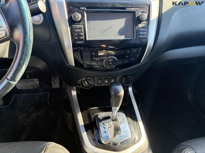 Nissan Navara pickup 23