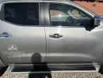 Nissan Navara pickup 10