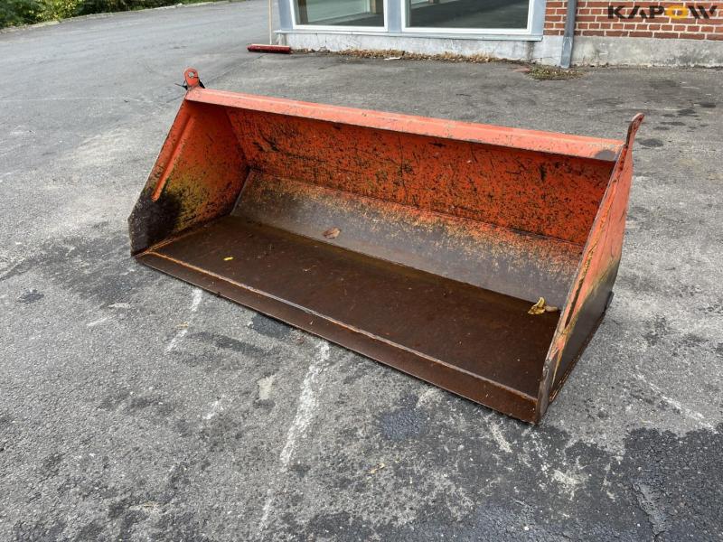 Nordsten front bucket with Euro hitch 1