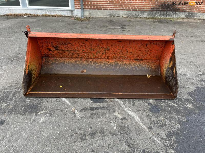 Nordsten front bucket with Euro hitch 2